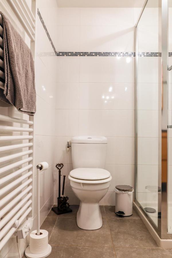 Вилла Country House - La Charbonniere Continvoir Экстерьер фото